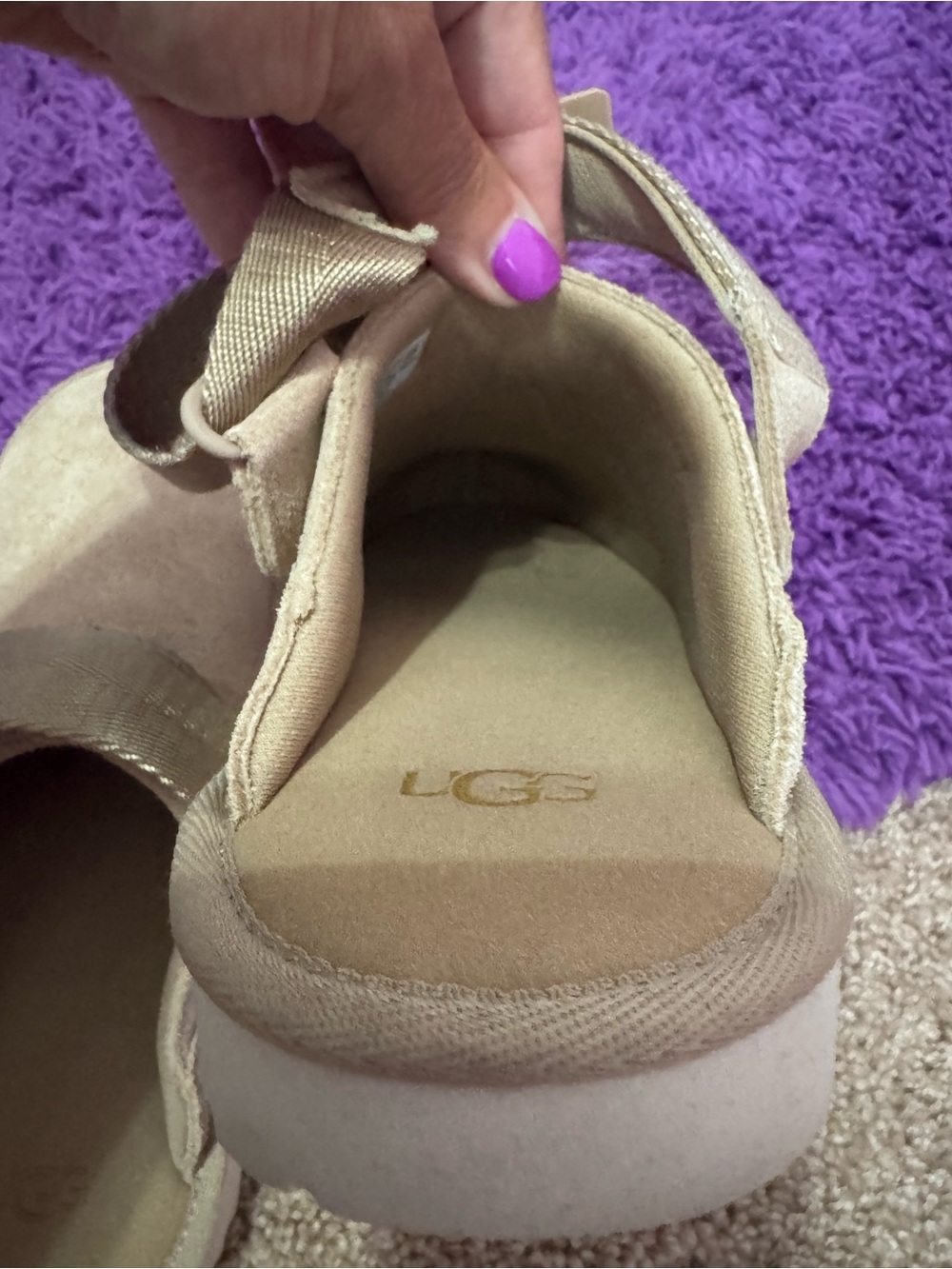 UGG Big Kids Goldenstar Suede Slip-On Clog in Tan-Size 4 - Picture 9 of 9
